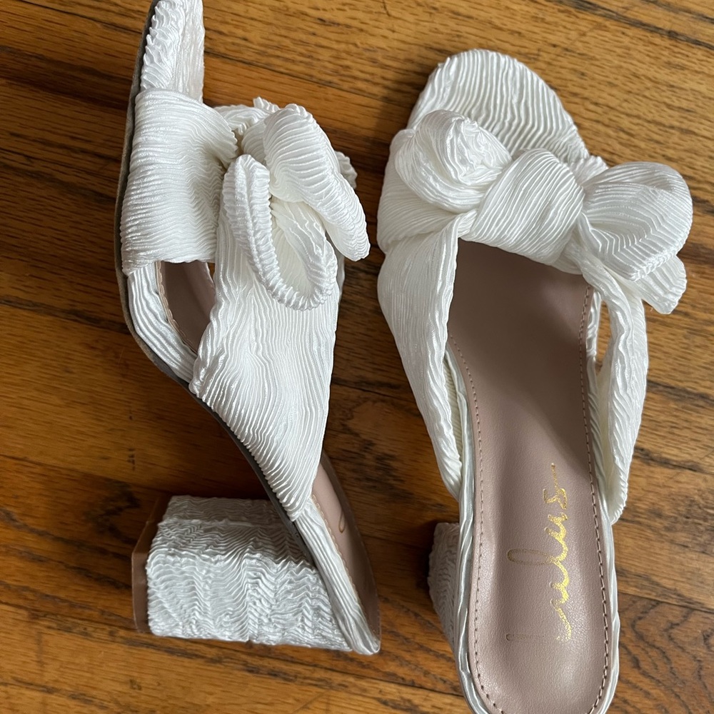 Lulu’s Dorothea Heels